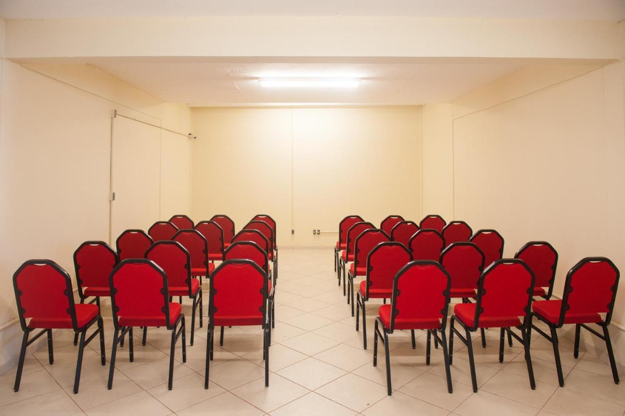 Hotel Cavera Alegrete Kültér fotó