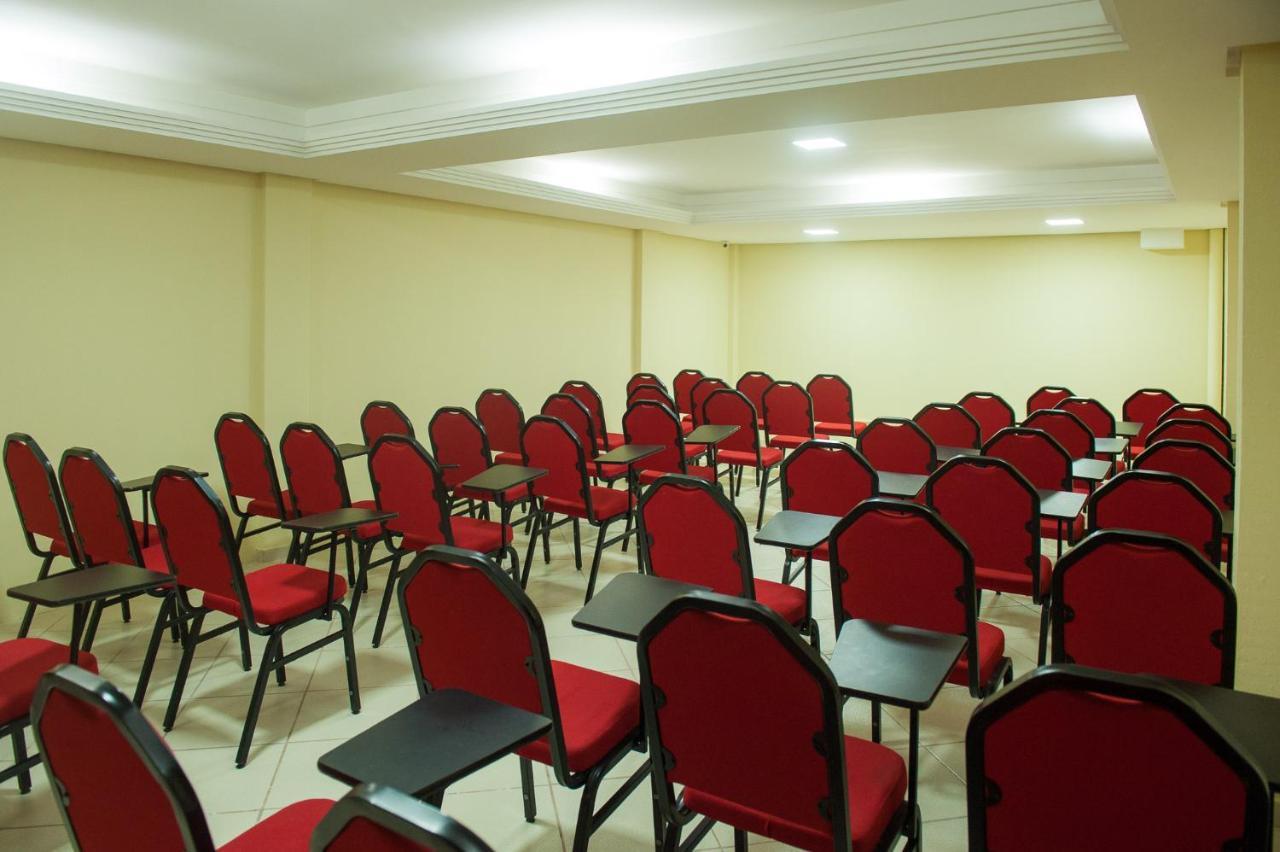 Hotel Cavera Alegrete Kültér fotó