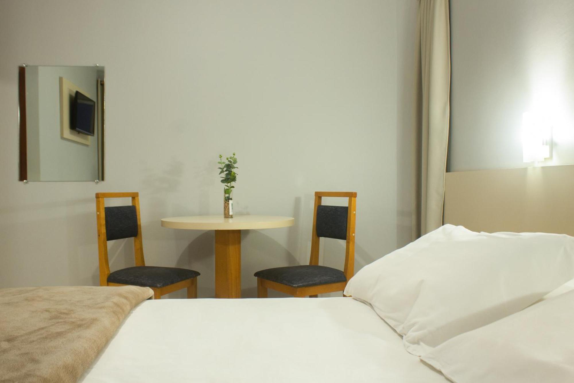 Hotel Cavera Alegrete Kültér fotó
