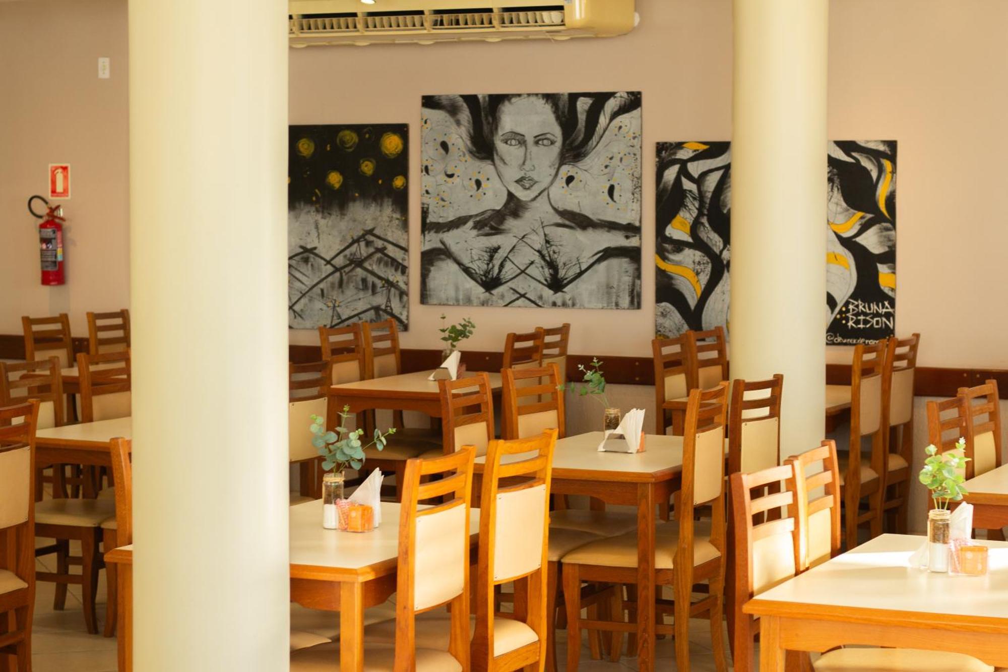 Hotel Cavera Alegrete Kültér fotó